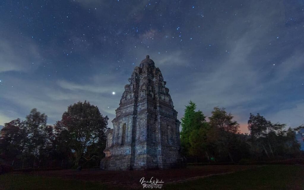 Candi Terbesar Kawasan Dieng