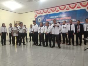 6b343d47-8e93-4218-9db3-f13ddbce5fc7-300x225 Pengukuhan Pengurus Cabang Insan Pers Jawa Tengah (IPJT) Kabupaten Banjarnegara, Begini Harapan Tri Harso Widirahmanto