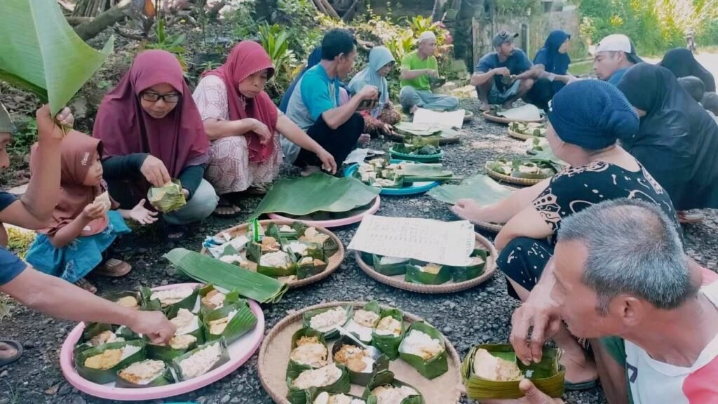 Kang Arul Bareng Warga Kampung Gagot Gelar Takiran