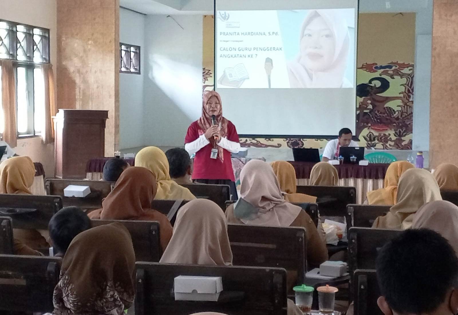Korwilcamdikpora Kecamatan Punggelan Gelar Sosialisasi Dan Pendampingan Pendaftaran Calon Guru Penggerak