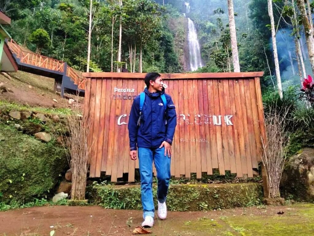 Wisata Air Terjun Curug Pletuk