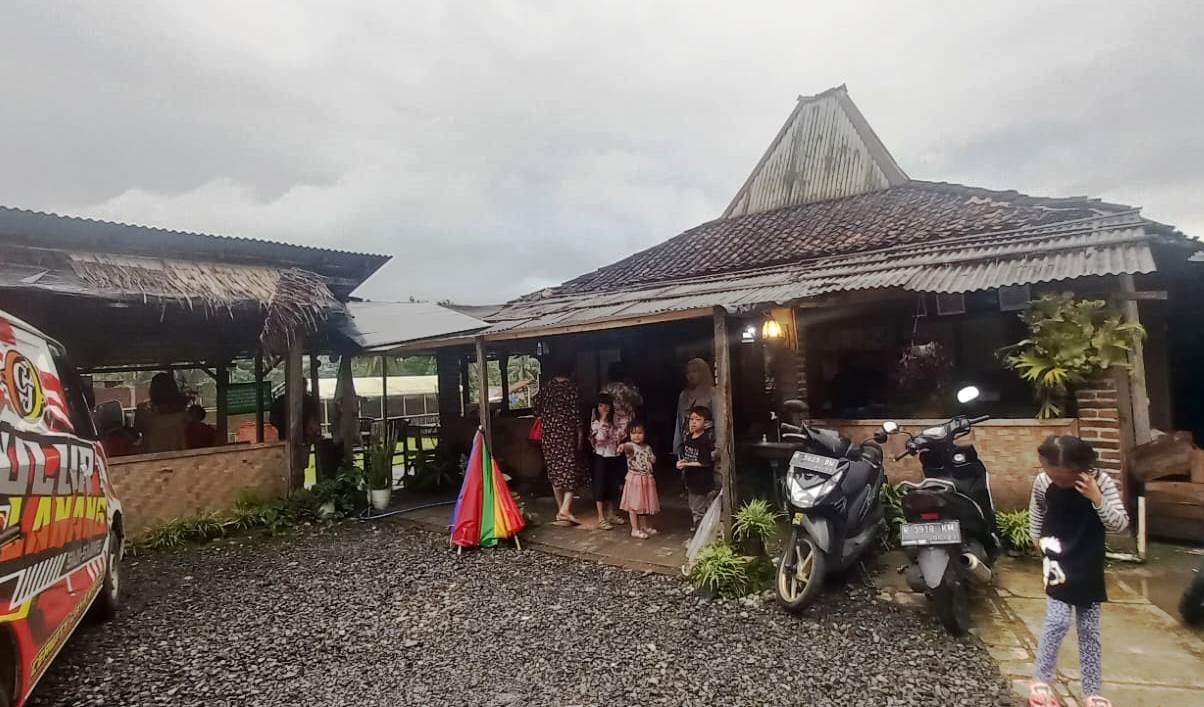 Warung Kopi Kebul Banjarnegara