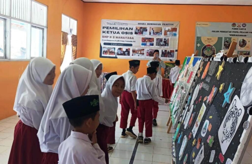 75fa0495-ce66-4bb6-98d2-79f58756ff15-1024x668 Kreatif. Ada Olahan Salak di pameran P5 SMPN 2 Wanayasa