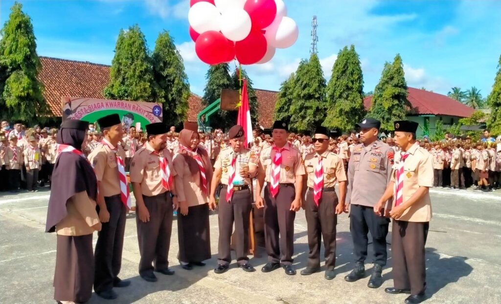 Subiarto buka Pesta Siaga Kwarran Rakit Banjarnegara