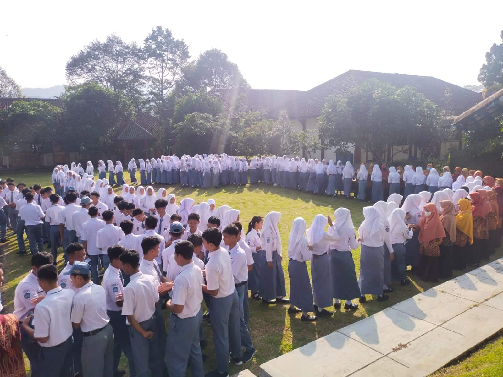 Halal bi Halal SMAN 1 Sigaluh