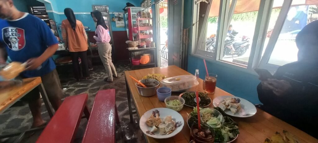 Pecel Lemah Abang Solusi Enak Dan Tepat