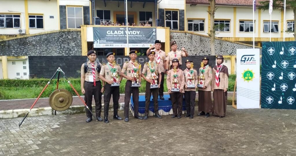 SMAN 1 Karangkobar Banjarnegara Juara Umum Gladi Widya 2023