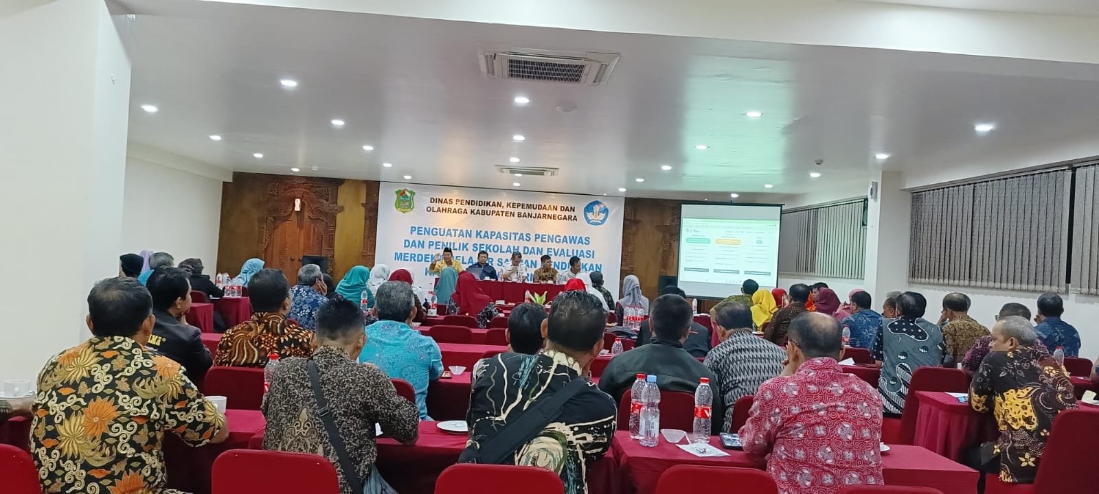 Dindikpora Kabupaten Banjarnegara Selenggarakan Penguatan Kapasitas Pengawas dan Penilik PNF