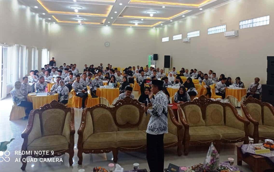 Noor Tamami Ajak Guru Bareng-bareng Nyambut Gawe