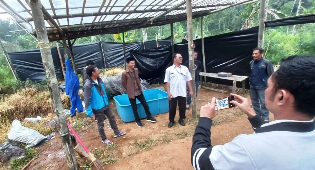 Lazismu Banjarnegara Apresiasi Program Pengelolaan Sampah Desa Balun
