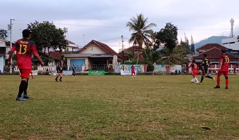 Duel Klasik Sengit di Sokanandi U40 Championship 2024, Satria Madukara FC Lolos ke 8 Besar