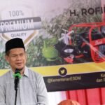 Penyerahan bantuan konverter kit untuk petani di Banjarnegara.