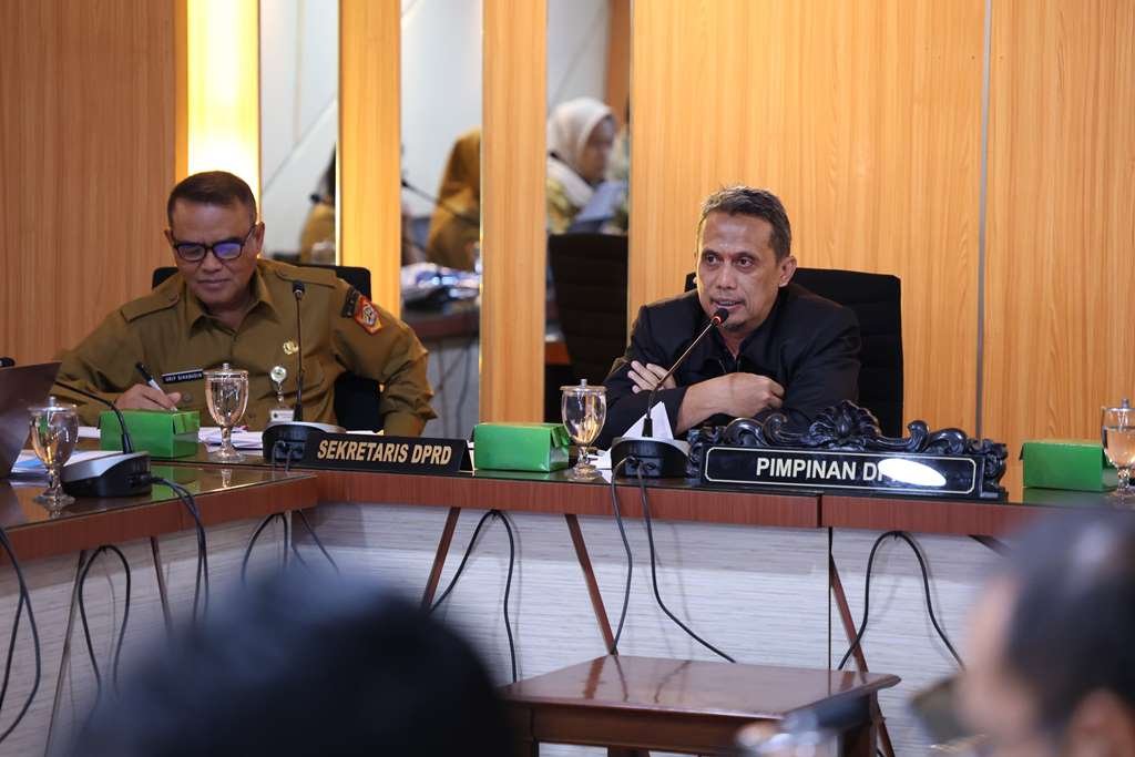 WhatsApp-Image-2025-05-20-at-10.29.59_dc479f3e Hari Anak Nasional: Wakil Ketua DPRD Jateng Tegaskan Keluarga sebagai Garda Utama Anak