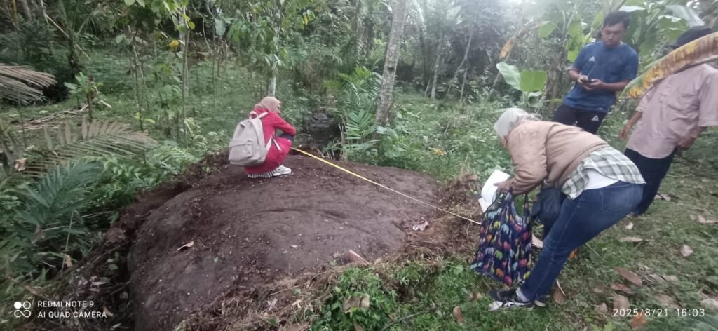 batu-berukir-3-1024x472 Batu Berukir Misterius di Gembongan: Potensi Jejak Peradaban Kuno di Banjarnegara